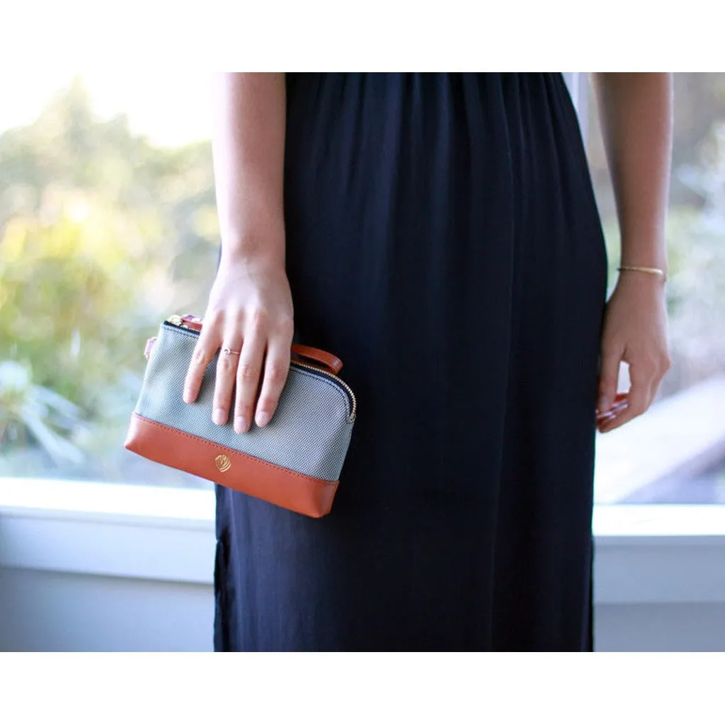 Everyday Essentials Wristlet - Cognac