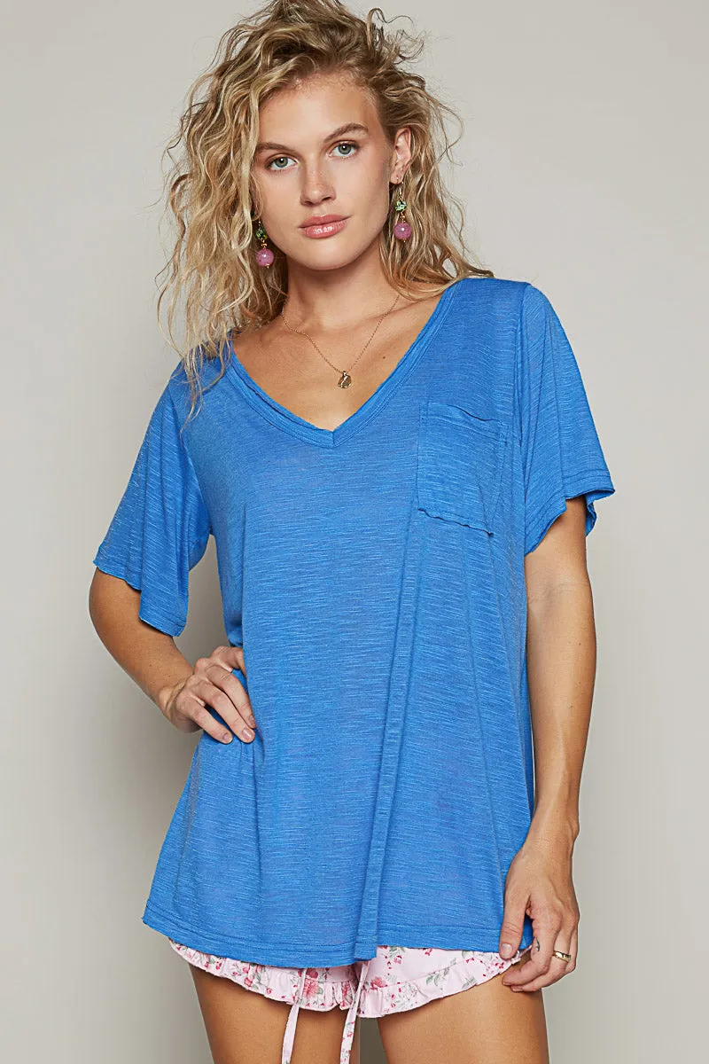 Loose Fit V-Neck Pocket Tee