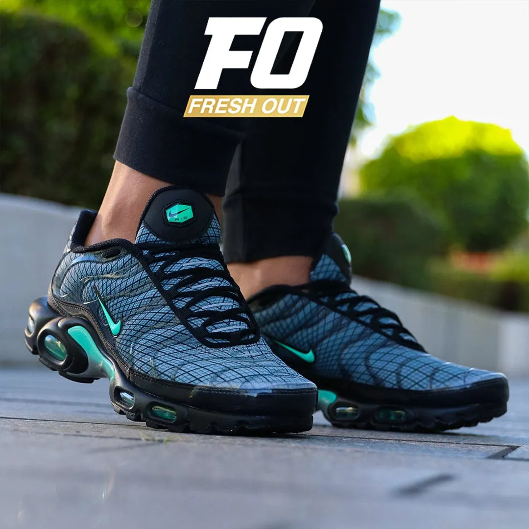 Men’s Nike Air Max Plus TN ‘LT Smoke Grey/Green Glow’ (Teal Quad)