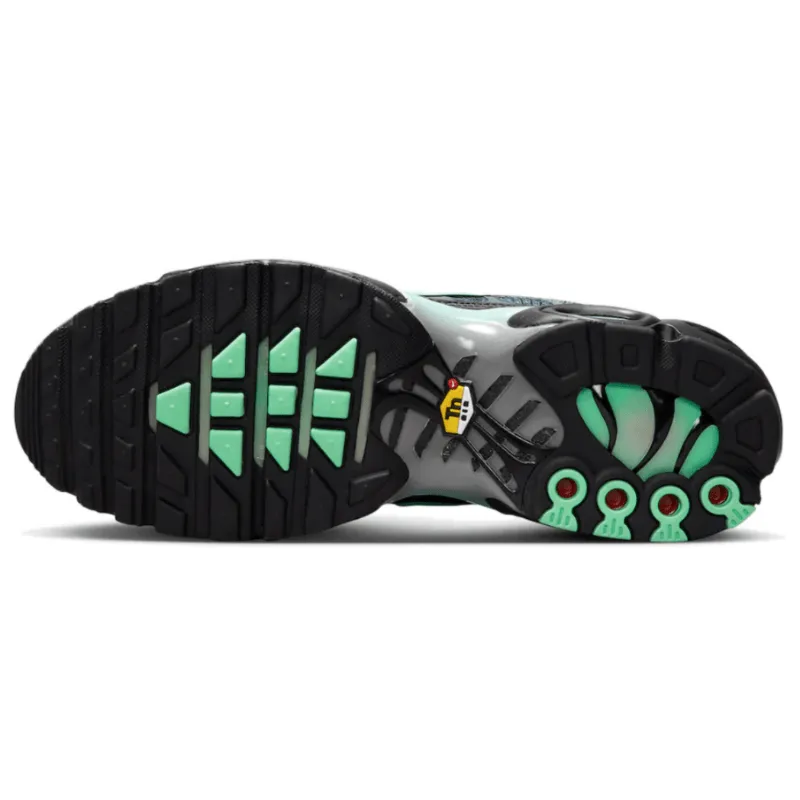 Men’s Nike Air Max Plus TN ‘LT Smoke Grey/Green Glow’ (Teal Quad)